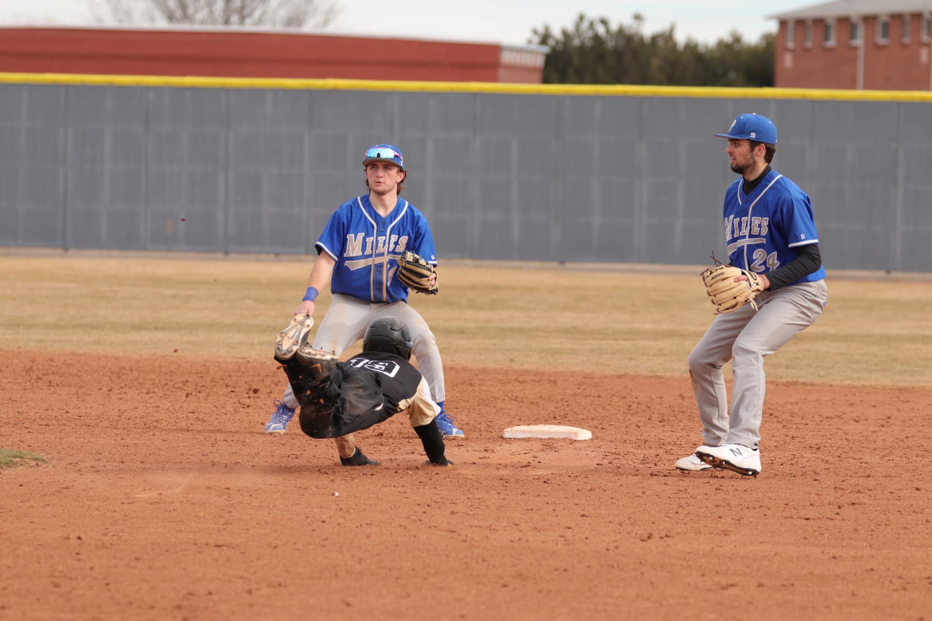 MCC Baseball Splits Games With Northland CC And Aurora University MCC Baseball Splits Games With Northland CC And Aurora University